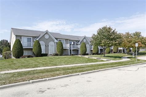 1400 Twombly Rd, DeKalb, IL 60115. . Townhomes for rent in dekalb il